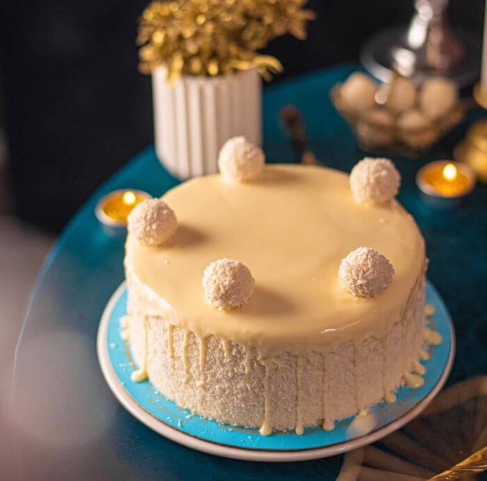 White chocolate Cake